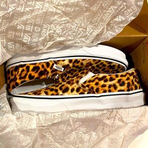 Brand New Classic Slip On Vans Leopard